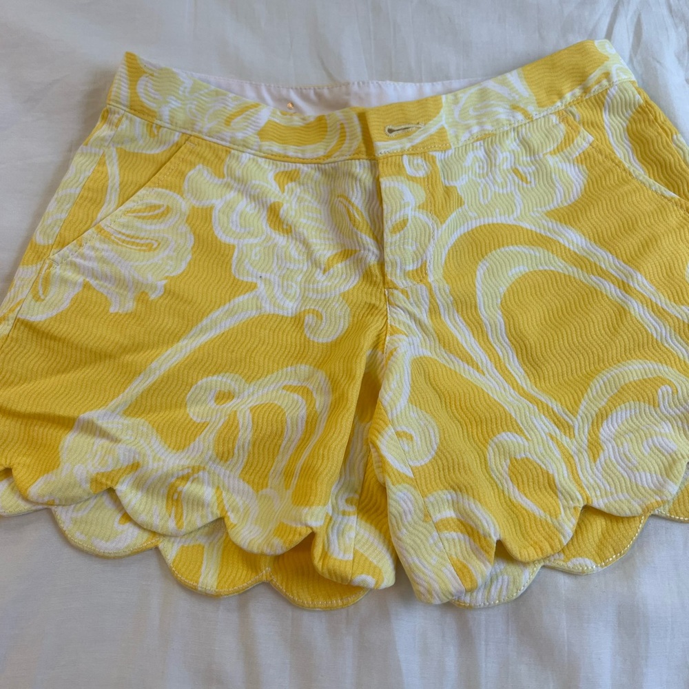 5” Buttercup Short Lily Pulitzer Size 0